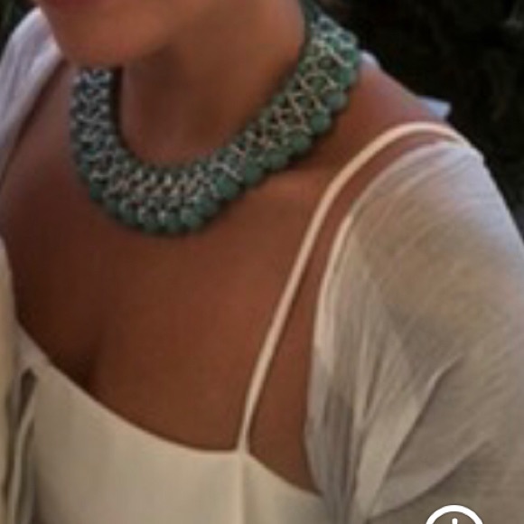 Turquoise statement necklace - Picture 7 of 7